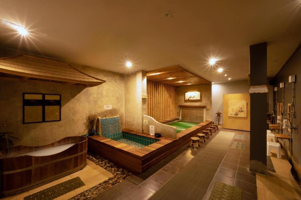 Haikin Ryokan Chiang Mai Exterior foto